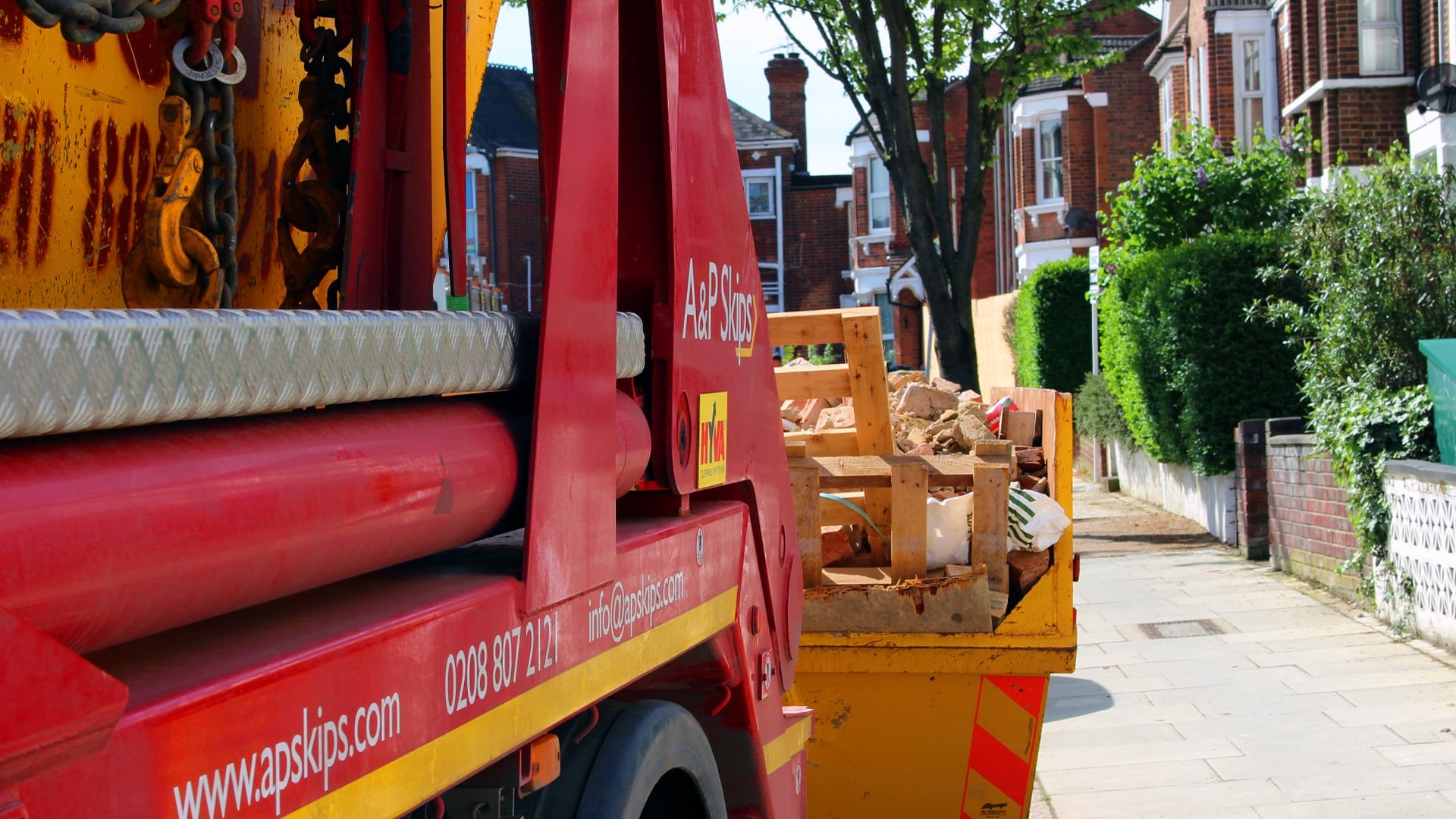 How To Skip Hire | A&P Skips Ltd